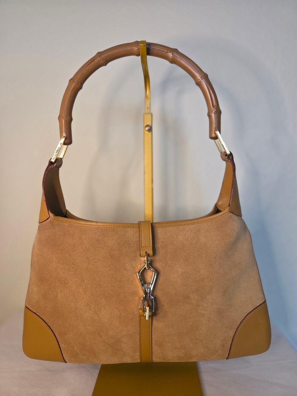 Gucci Bamboo Jackie Hobo Shoulder Bag Tan Suede Leather Vintage